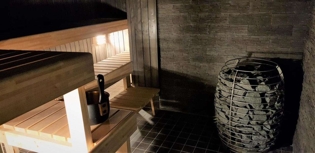 Kuukkeli Ivalo Airport Inn Zewnętrze zdjęcie