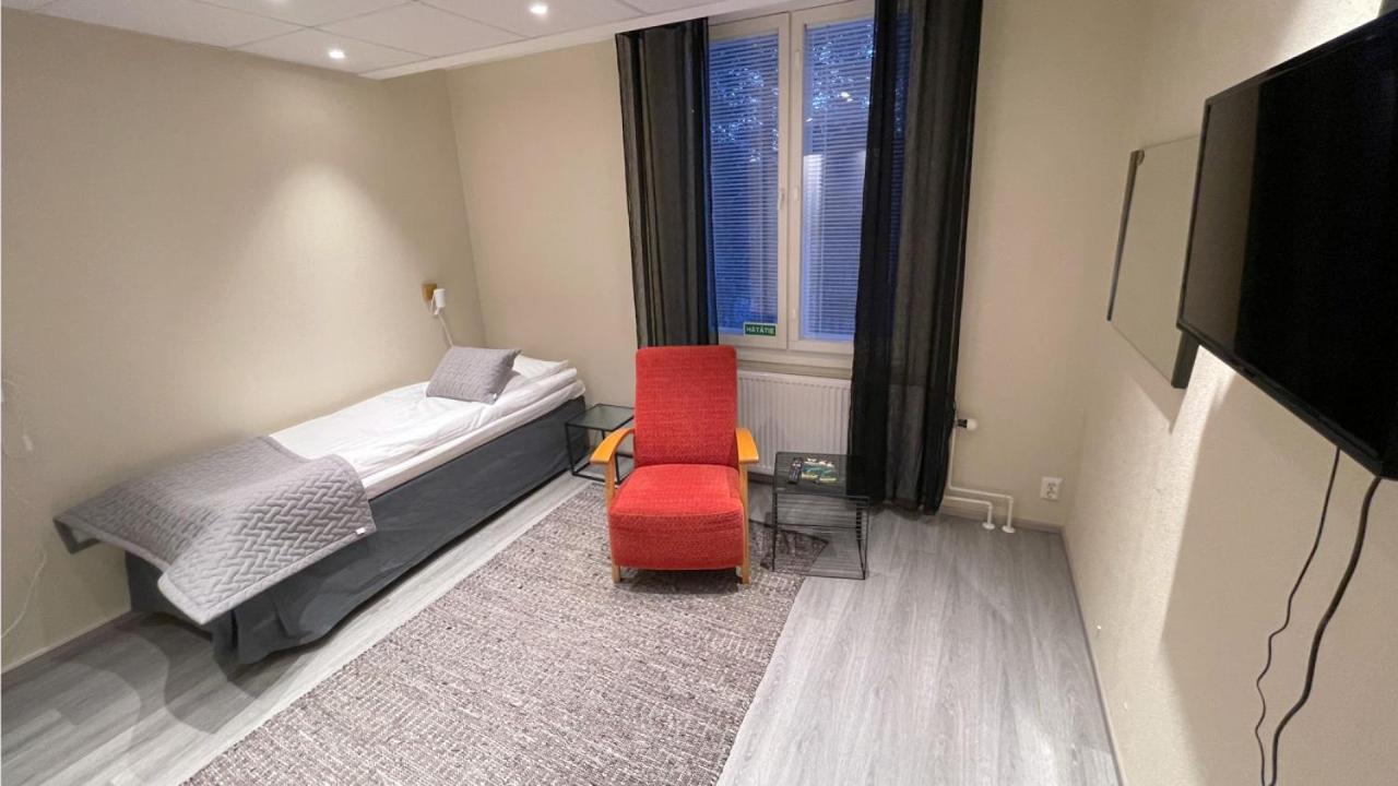 Kuukkeli Ivalo Airport Inn Zewnętrze zdjęcie