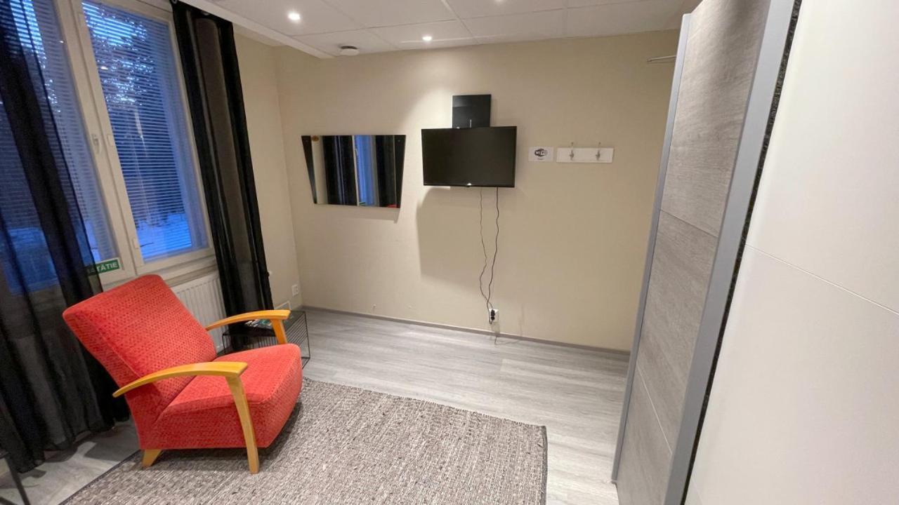 Kuukkeli Ivalo Airport Inn Zewnętrze zdjęcie