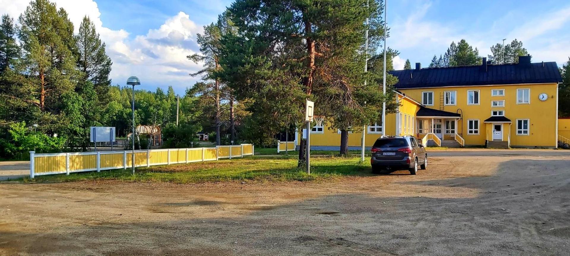 Kuukkeli Ivalo Airport Inn Zewnętrze zdjęcie
